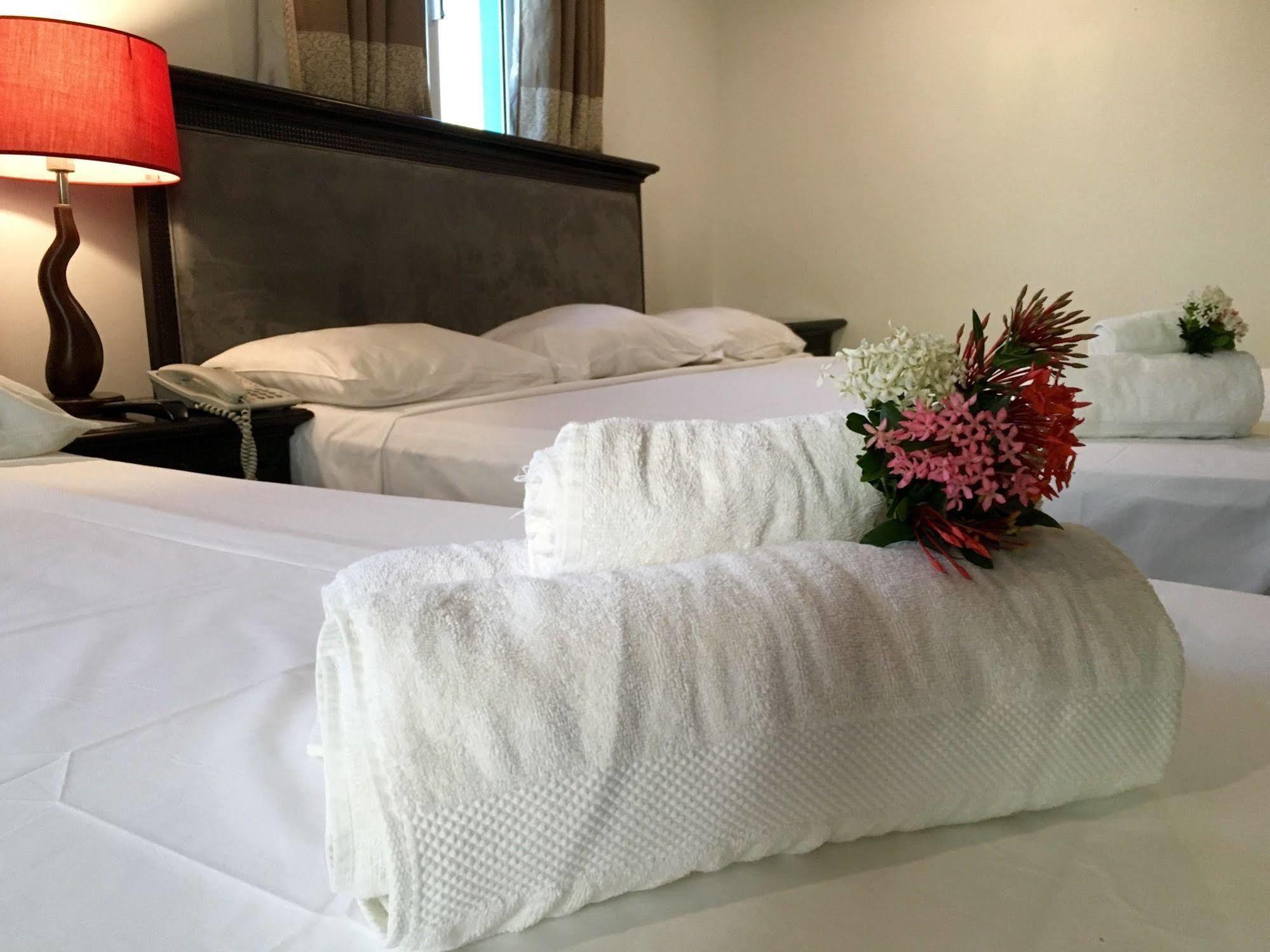 Curacao Suites Hotel ウィレムスタッド エクステリア 写真