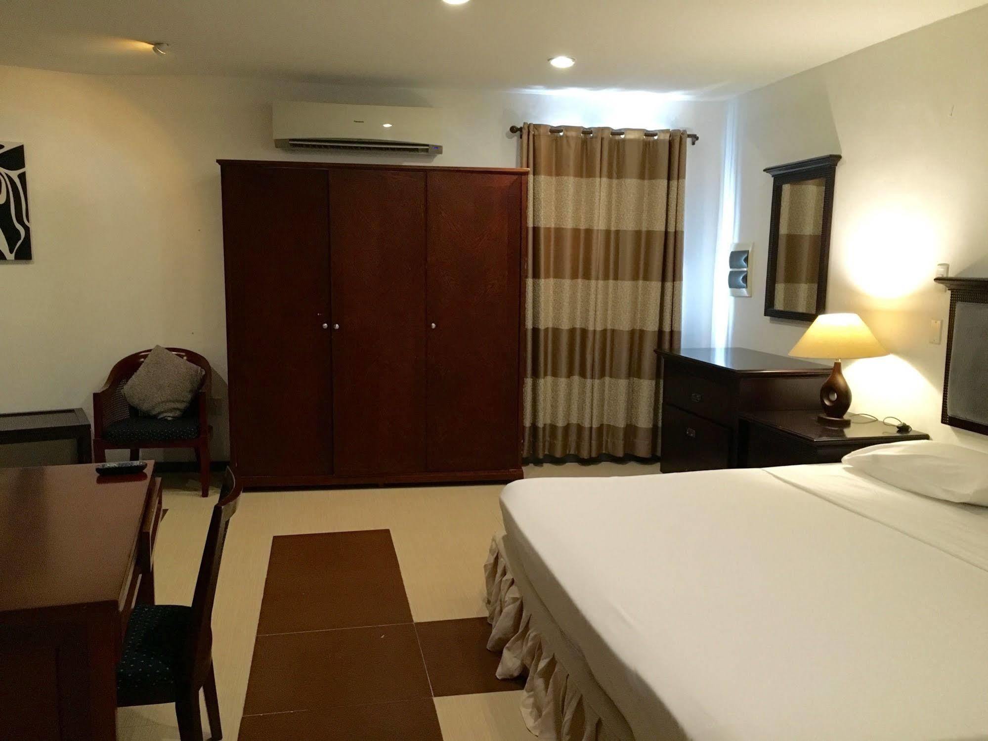 Curacao Suites Hotel ウィレムスタッド エクステリア 写真