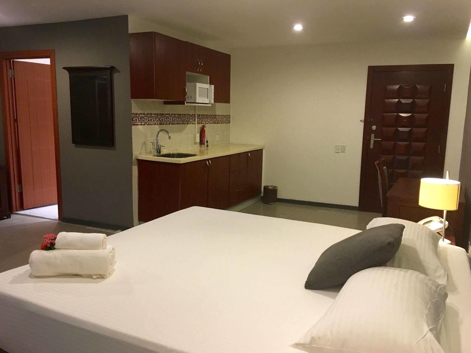 Curacao Suites Hotel ウィレムスタッド エクステリア 写真