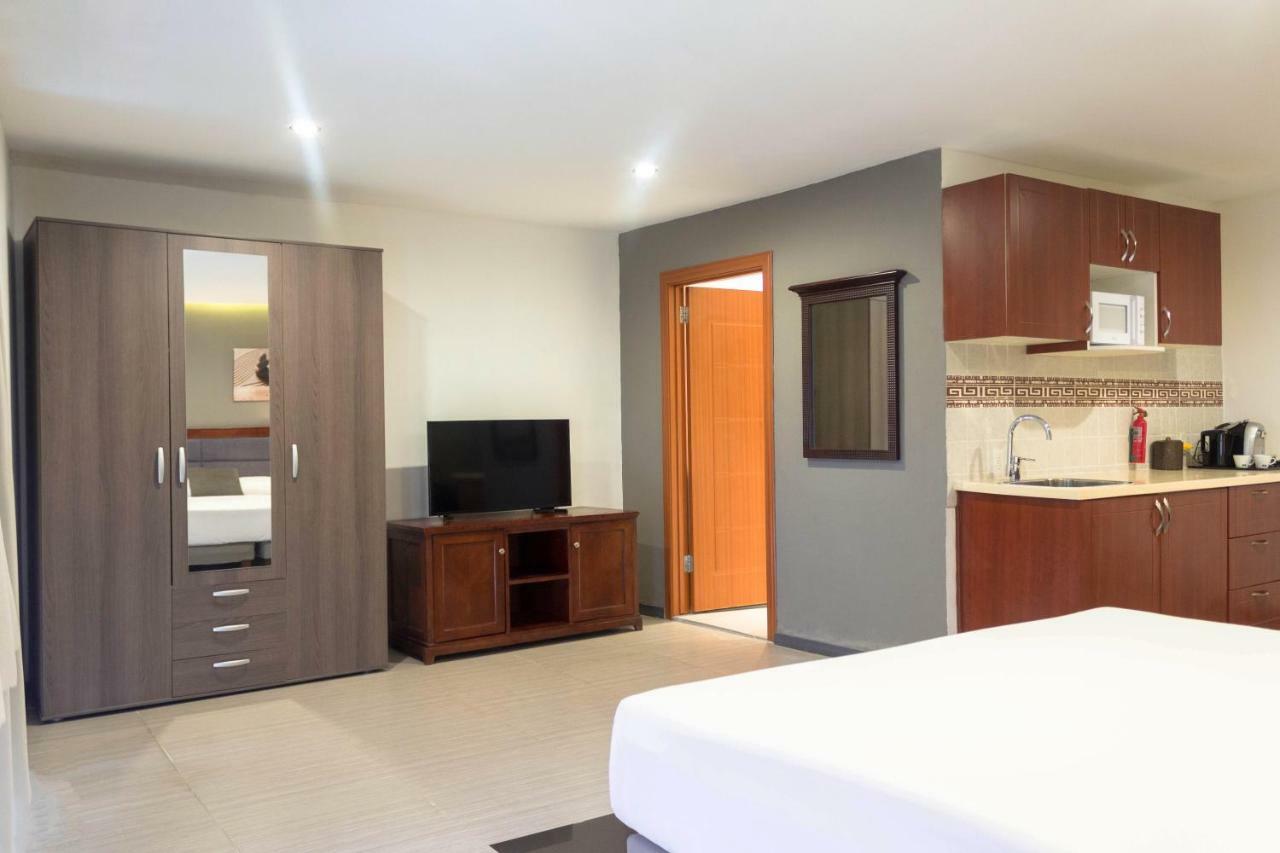 Curacao Suites Hotel ウィレムスタッド エクステリア 写真